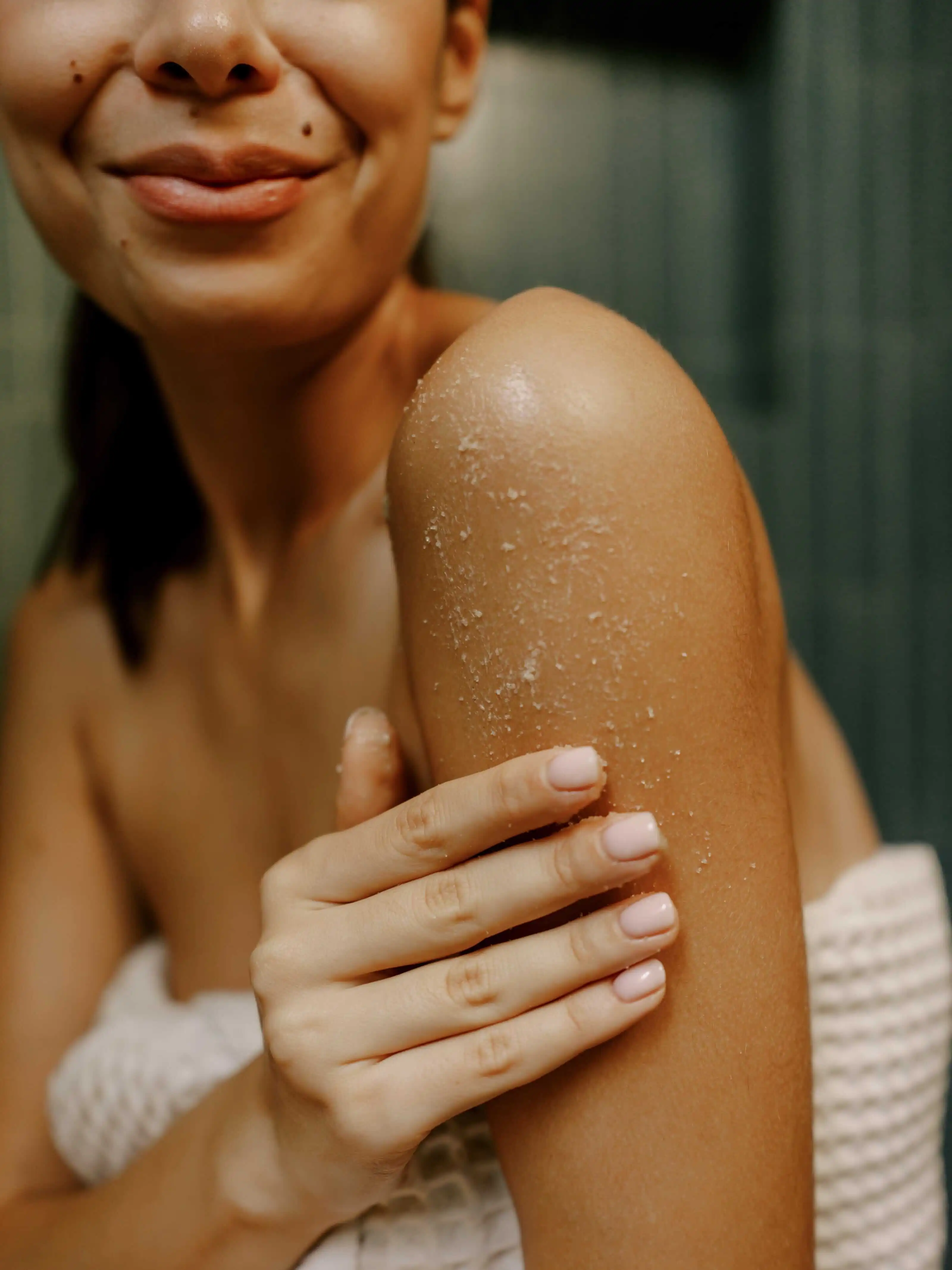 Bergamot + Eucalyptus Body Polish (8oz) - Image 3