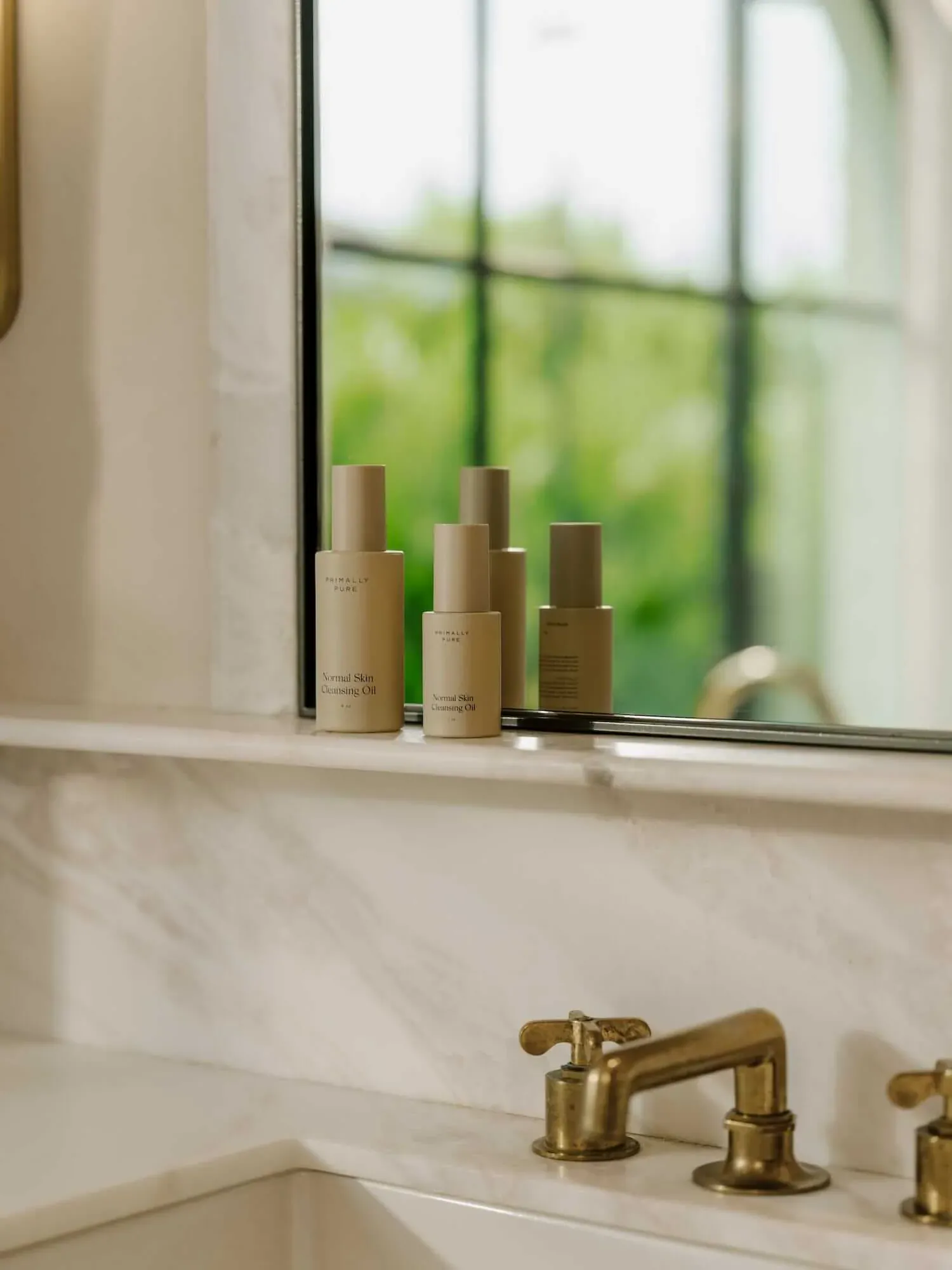 Cleansing Oil (Normal / Balanced Skin) - Image 3